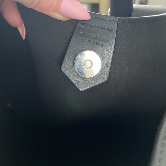 Givenchy bag - Picture 4 of 6